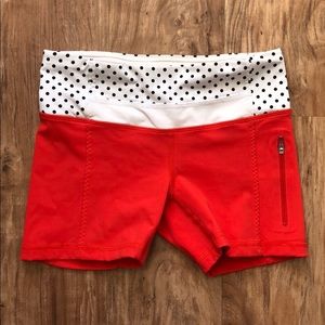 Lululemon biker shorts.